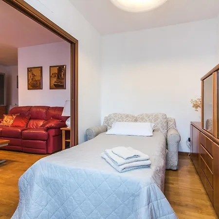 Central Station Apartment *