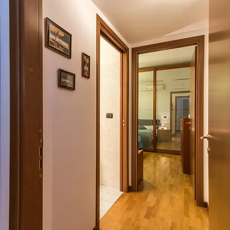 Central Station Apartment